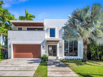7501 Coquina Dr