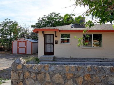 4433 E Yandell Dr #A & B