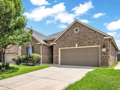 4611 Montrose Wood