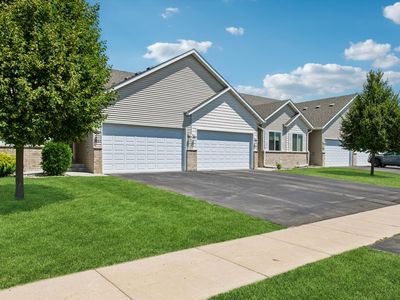 4147 Blakewood Dr