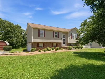 1529 Potter Dr