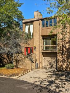261 Elm Ct