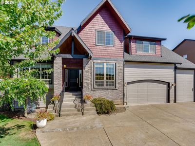 384 SW Mount Mazama St