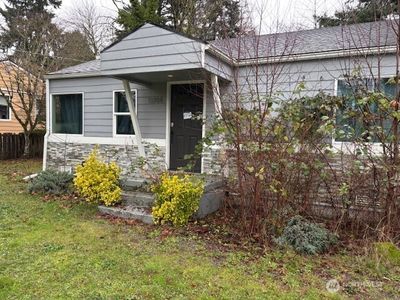 11704 40th Avenue NE