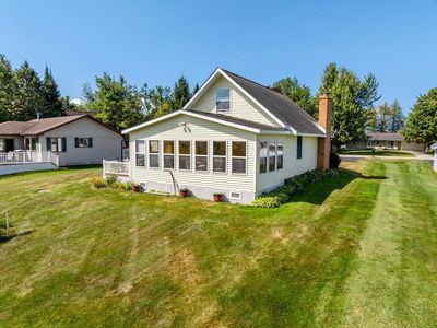 61 Plymouth Beach Rd