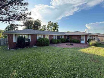 200 Fairview Ave