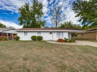 2020 Brown Ave