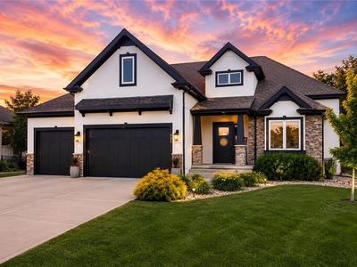 921 Foxglove Ln