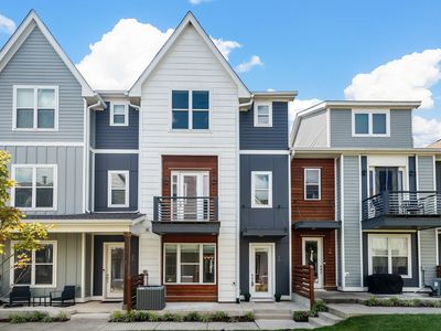 700 James Ave APT 20