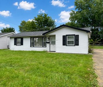296 N Levasseur Ave