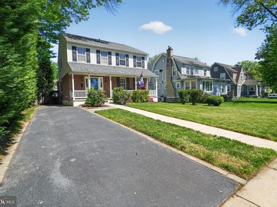 37 Ridley Ave