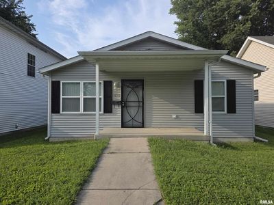 1405 E Edwards St