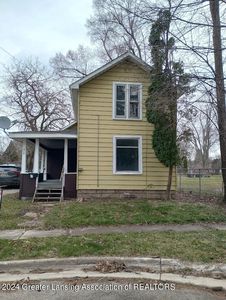 Property at 919 Michigan Ave, Owosso, MI