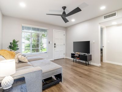 1449 E HIGHLAND Avenue #25
