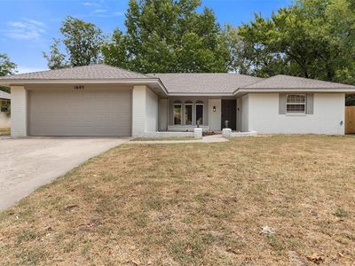 1605 Cinderella Ave