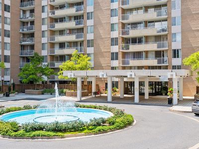 3001 Veazey Ter NW APT 703