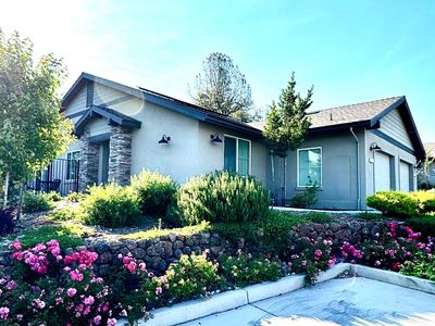 2637 Commons Pl