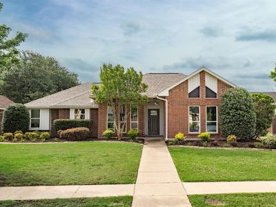 1902 Lansdown Dr