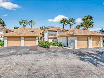 521 Lake Louise Ct UNIT 103