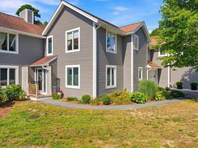 6 Aspen Road