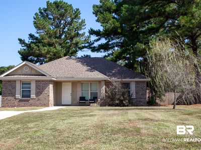 Property at 9530 Fox Hunter Ct W, Semmes, AL