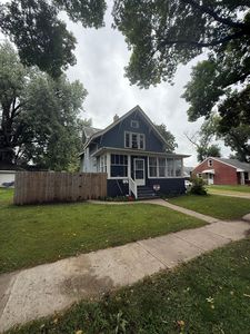 218 Augusta Ave SE
