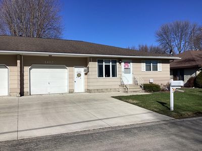 1412 Regency Ln