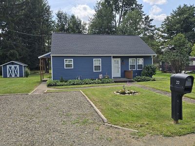 22 Linda Ln