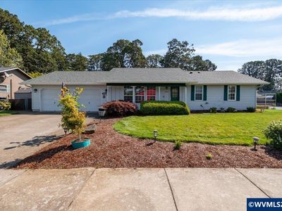 1000 SW Aspen Ln