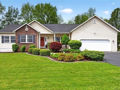 139 Golden Meadows Way