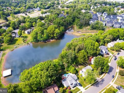 13484 Lake Shore Dr