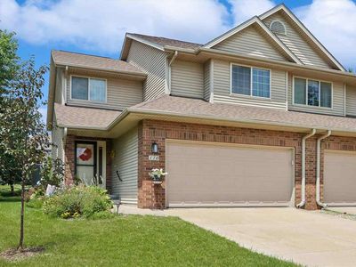 110 E Weston Dr