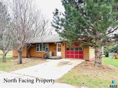 Property at 305 W Elm St, Beresford, SD