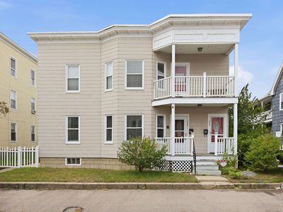 422 Hevey Street