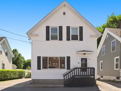 10 Clark Street