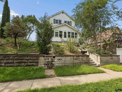 1336 S 25th Ave