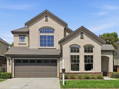 565 Cherrywood Dr