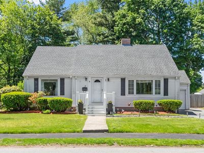 9 Oaklandvale Ave