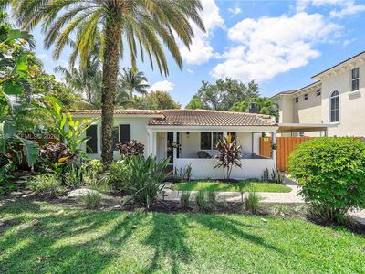 705 SW 8th Ave