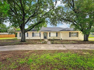 3501 Cavitt Ave