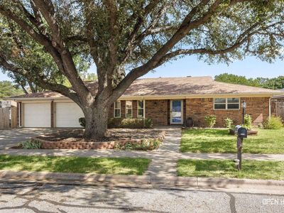 1530 Jenney Lee Dr