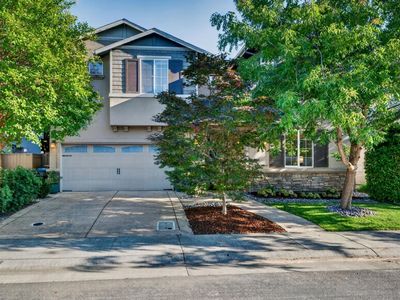 4544 Blue Oak Pl