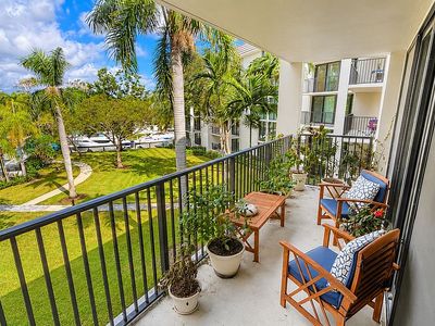 1101 River Reach Dr APT 318