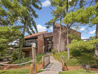 14517 Sussex Ct Penthouse 3