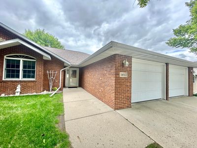 1612 Cypress Point Cir