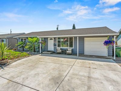 2589 Taylor Avenue