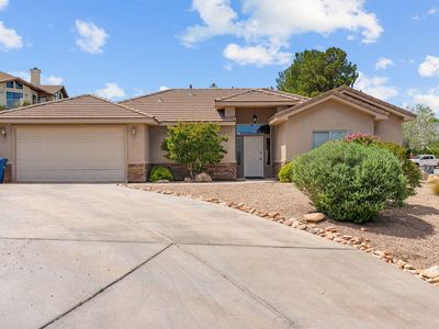 2310 S Adonis Cir