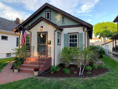 980 Cherokee Ave