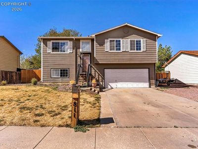 811 Meadows Ave