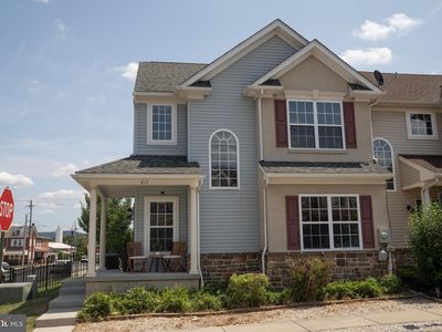 217 Silk Dr